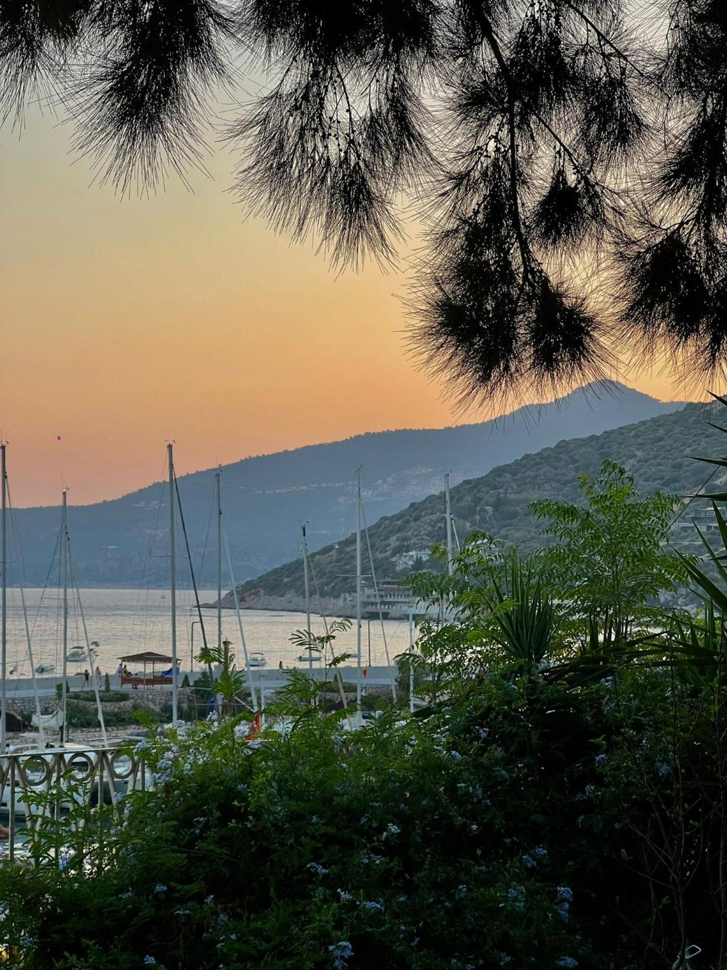 Kalkan Port Exterior photo